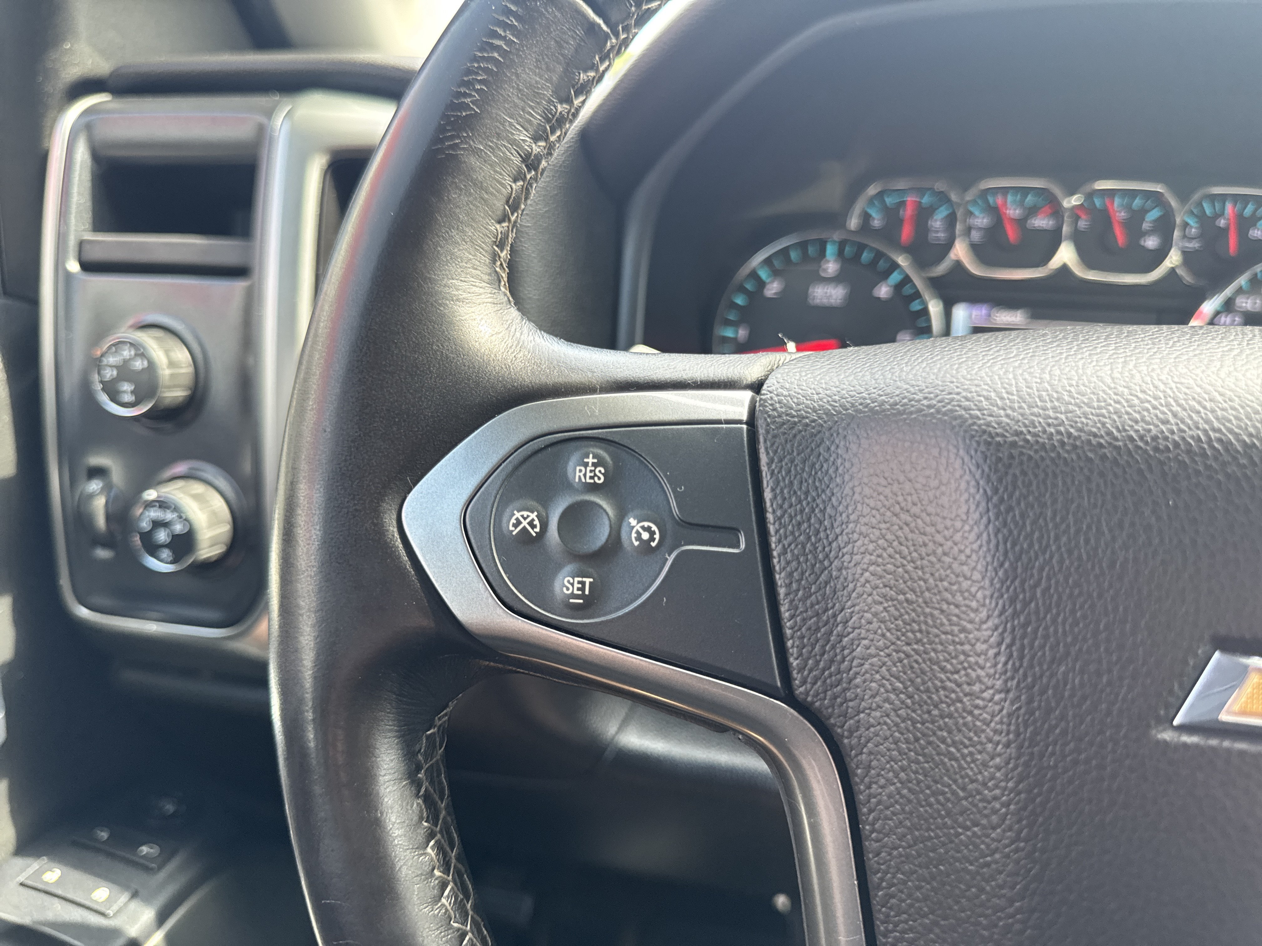 Used 2015 Chevrolet Silverado 1500 LT w/ All Star Edition AWD/4WD image 18