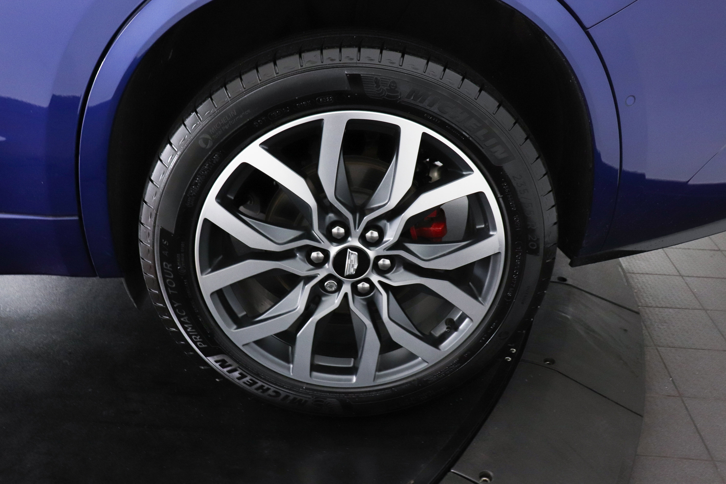 Used 2023 Cadillac XT6 Sport w/ Technology Package image 9