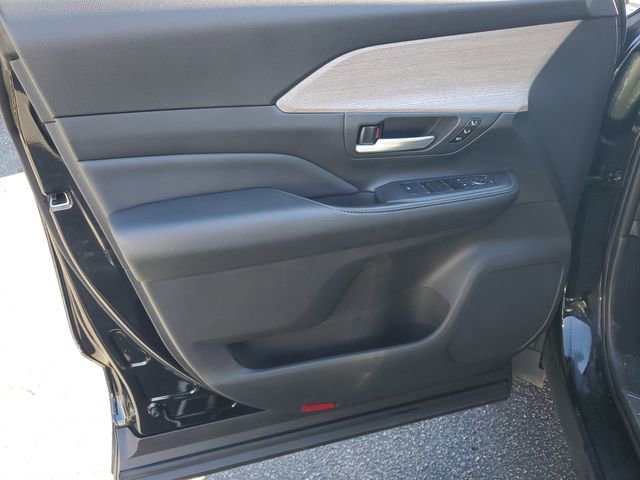 Used 2024 Toyota Grand Highlander Platinum image 8