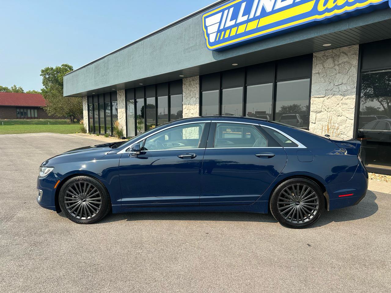 Used 2018 Lincoln MKZ Reserve w/ Climate Package AWD/4WD image 4