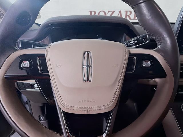Used 2023 Lincoln Aviator Reserve w/ Class IV Trailer Tow Package image 13