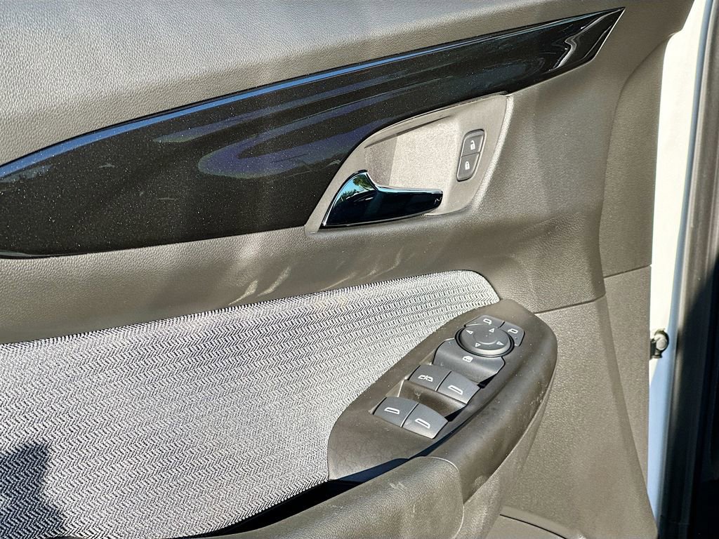 Used 2024 Chevrolet TrailBlazer LT w/ Driver Confidence Package image 17