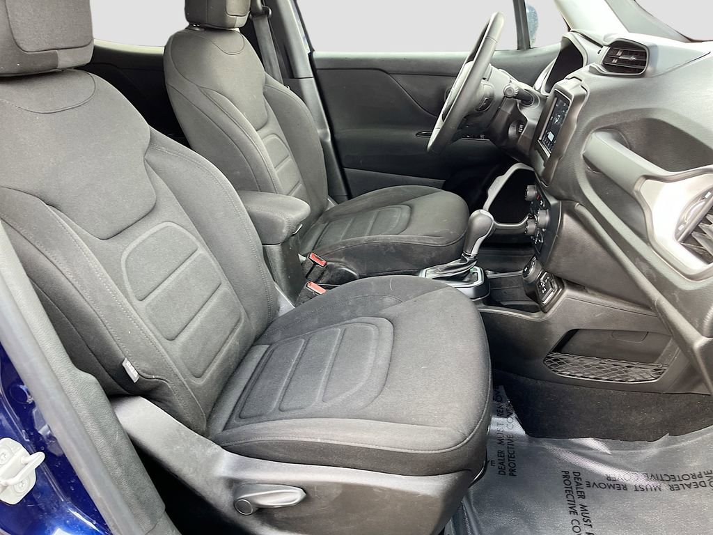 Used 2021 Jeep Renegade Latitude AWD/4WD image 28