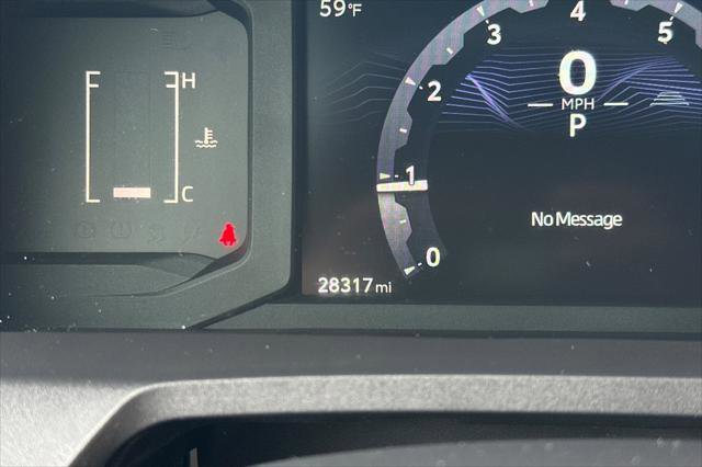 Certified 2025 Toyota Tacoma SR5 image 28