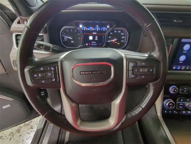 Used 2021 GMC Yukon XL Denali w/ Denali Premium Package image 11