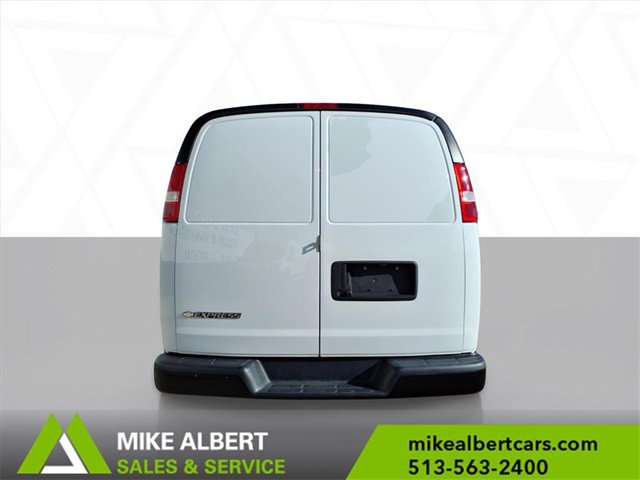 Used 2019 Chevrolet Express 2500 w/ Driver Convenience Package image 6