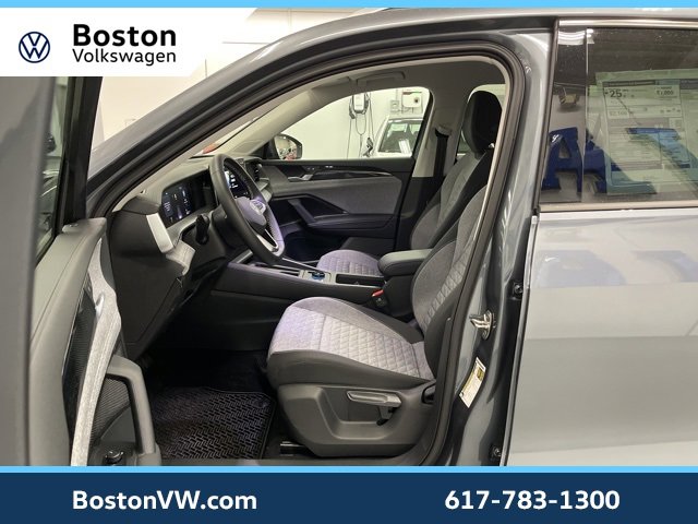 New 2025 Volkswagen Tiguan S image 9