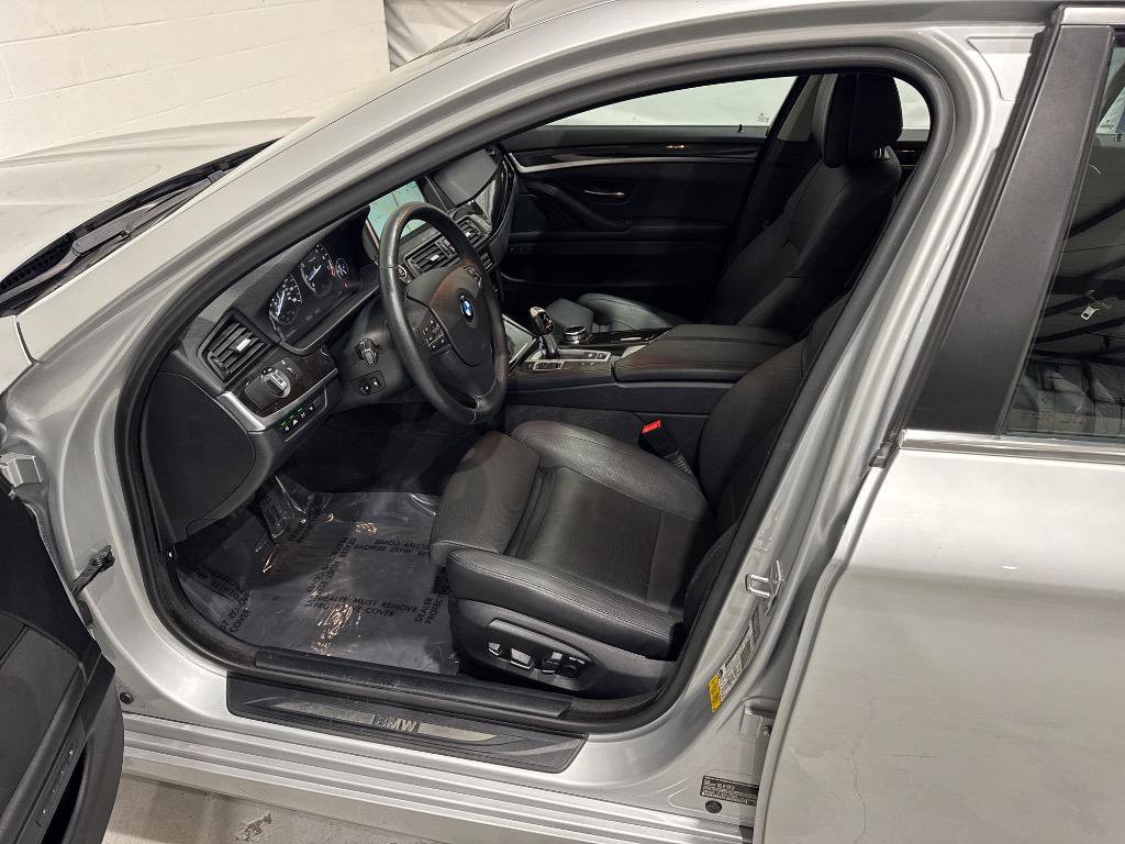 Used 2014 BMW 535i Sedan image 28