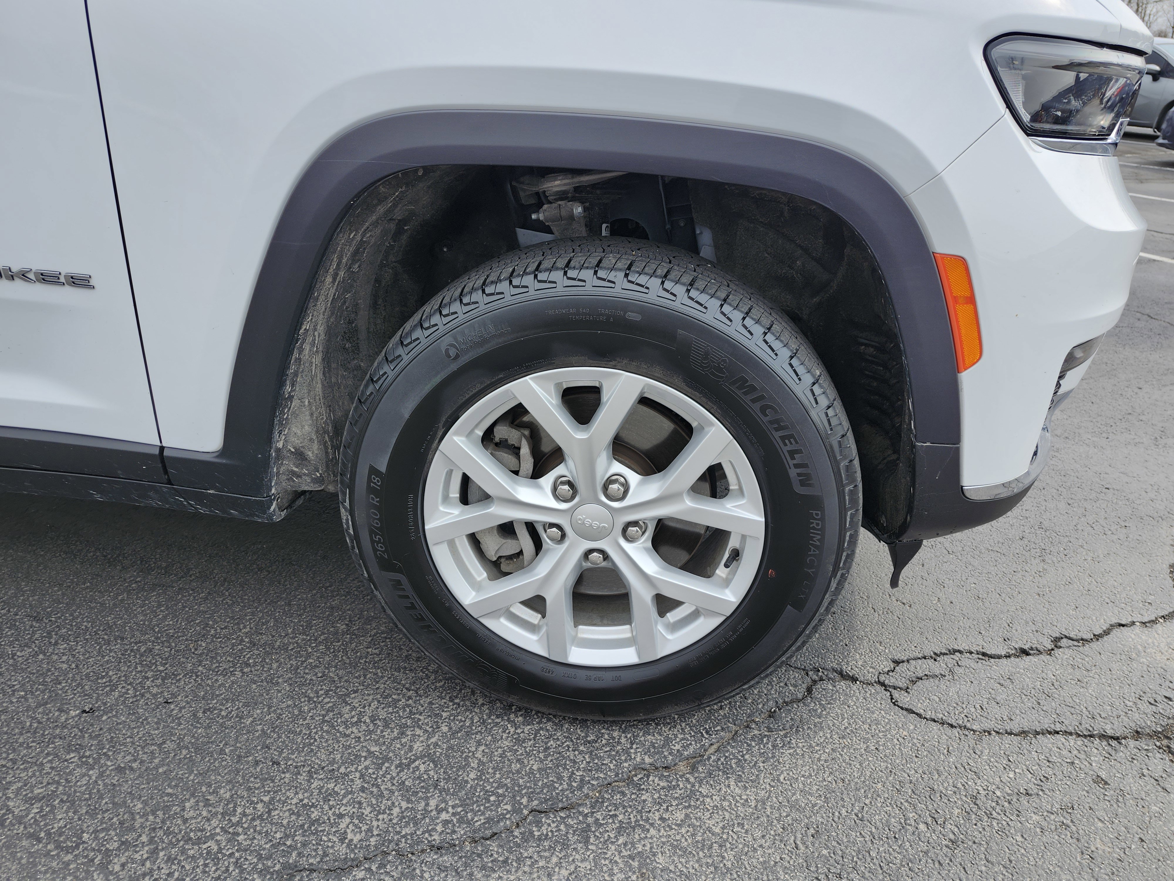 Used 2023 Jeep Grand Cherokee L Limited image 13