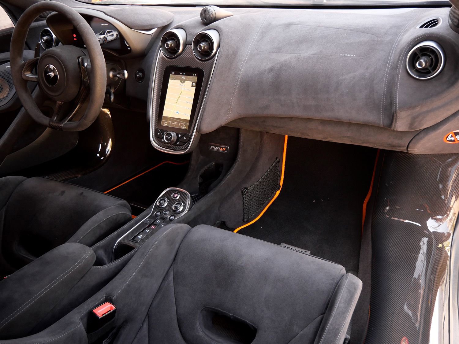 Used 2019 McLaren 600LT RWD image 10