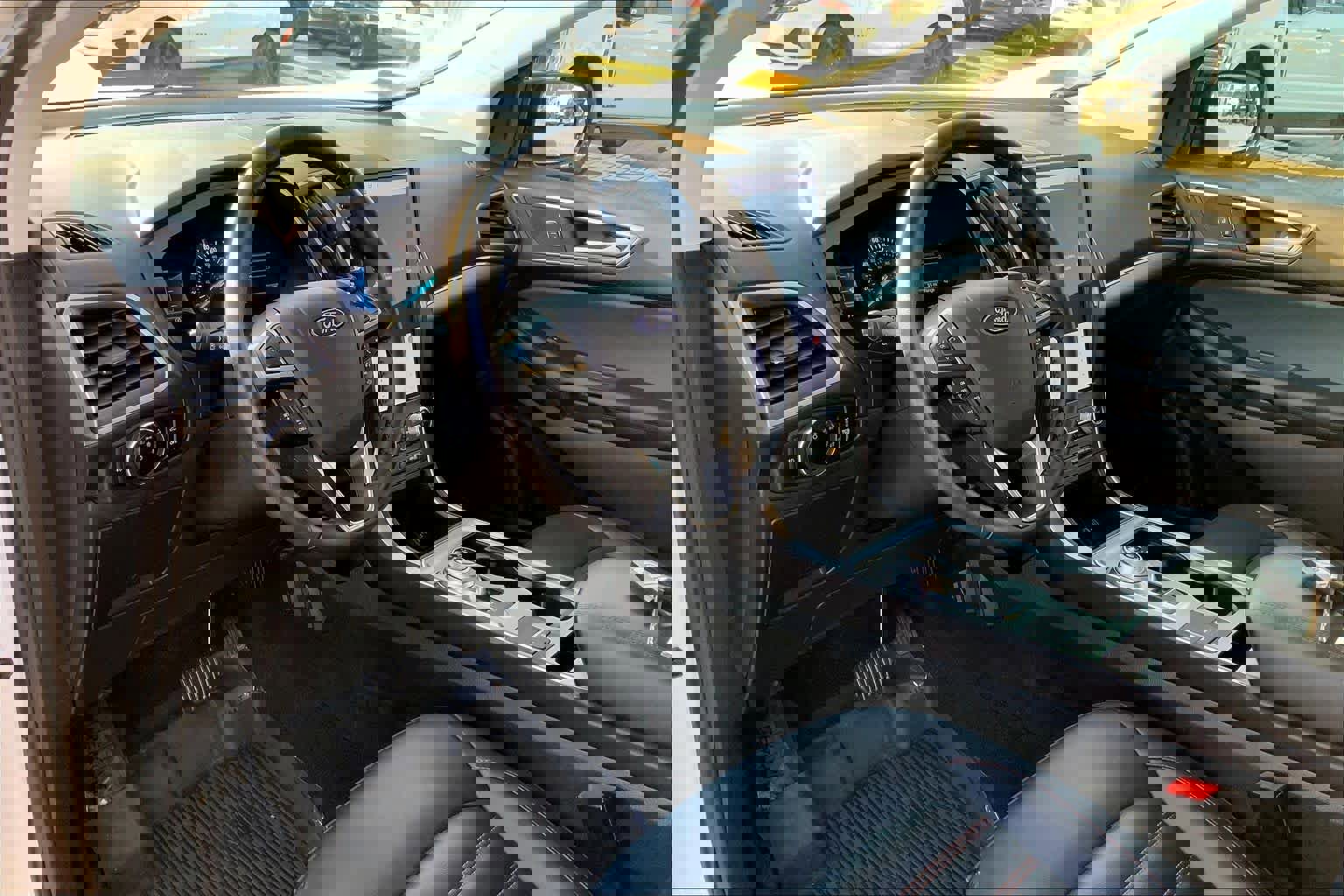 Used 2024 Ford Edge SEL w/ Sport Appearance Package image 17