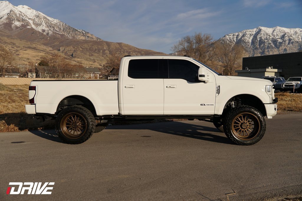 Used 2022 Ford F350 Platinum image 12