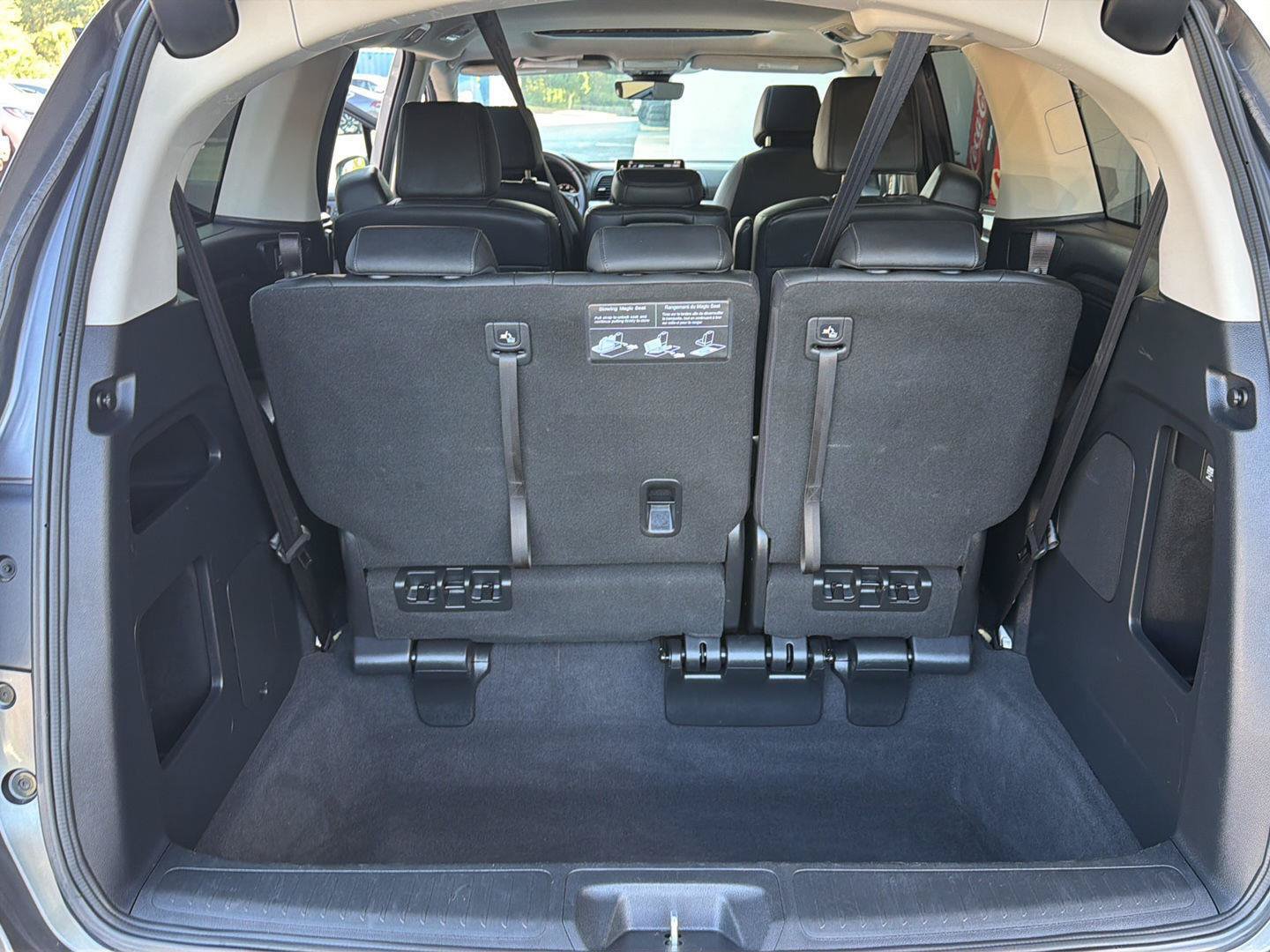 Used 2025 Honda Odyssey EX-L image 32