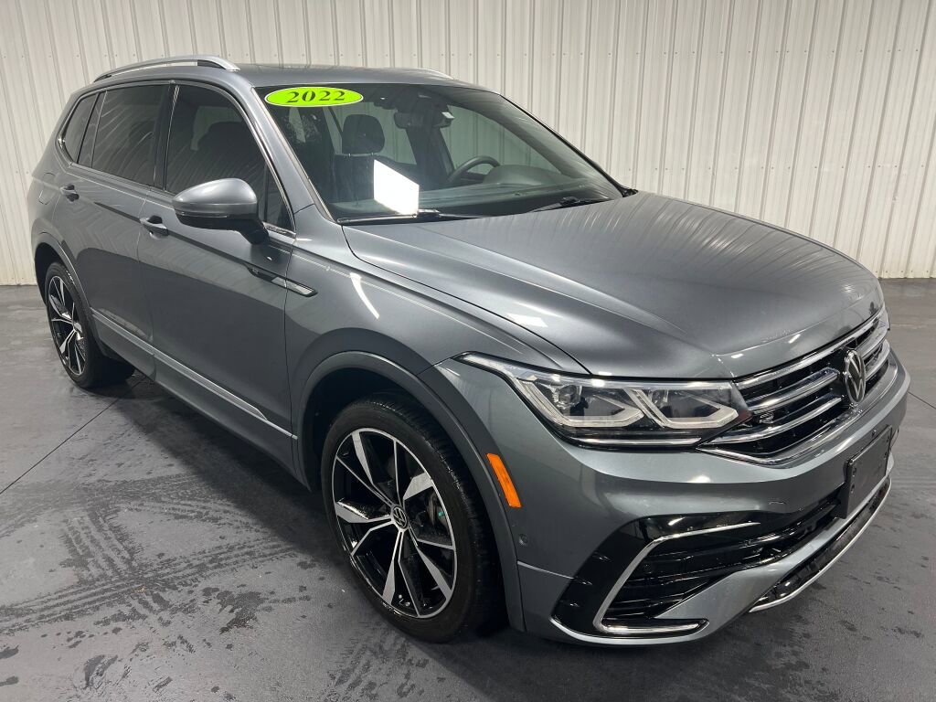 Used 2022 Volkswagen Tiguan SEL R-Line image 20
