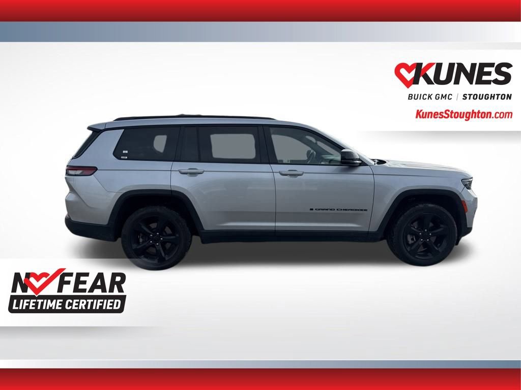 Used 2023 Jeep Grand Cherokee L Laredo image 13