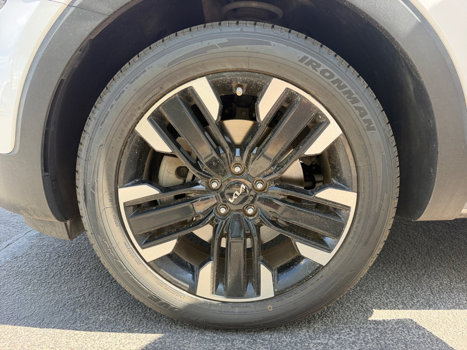 Used 2024 Kia Telluride SX Prestige AWD/4WD image 26