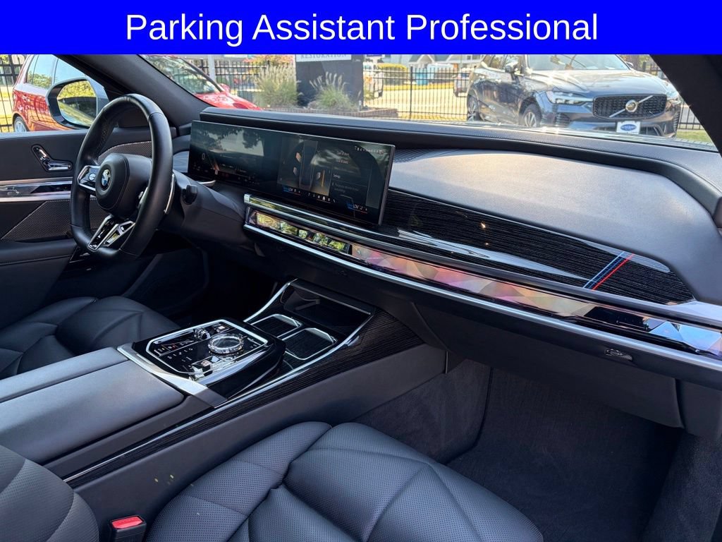 Used 2024 BMW 740i RWD image 19