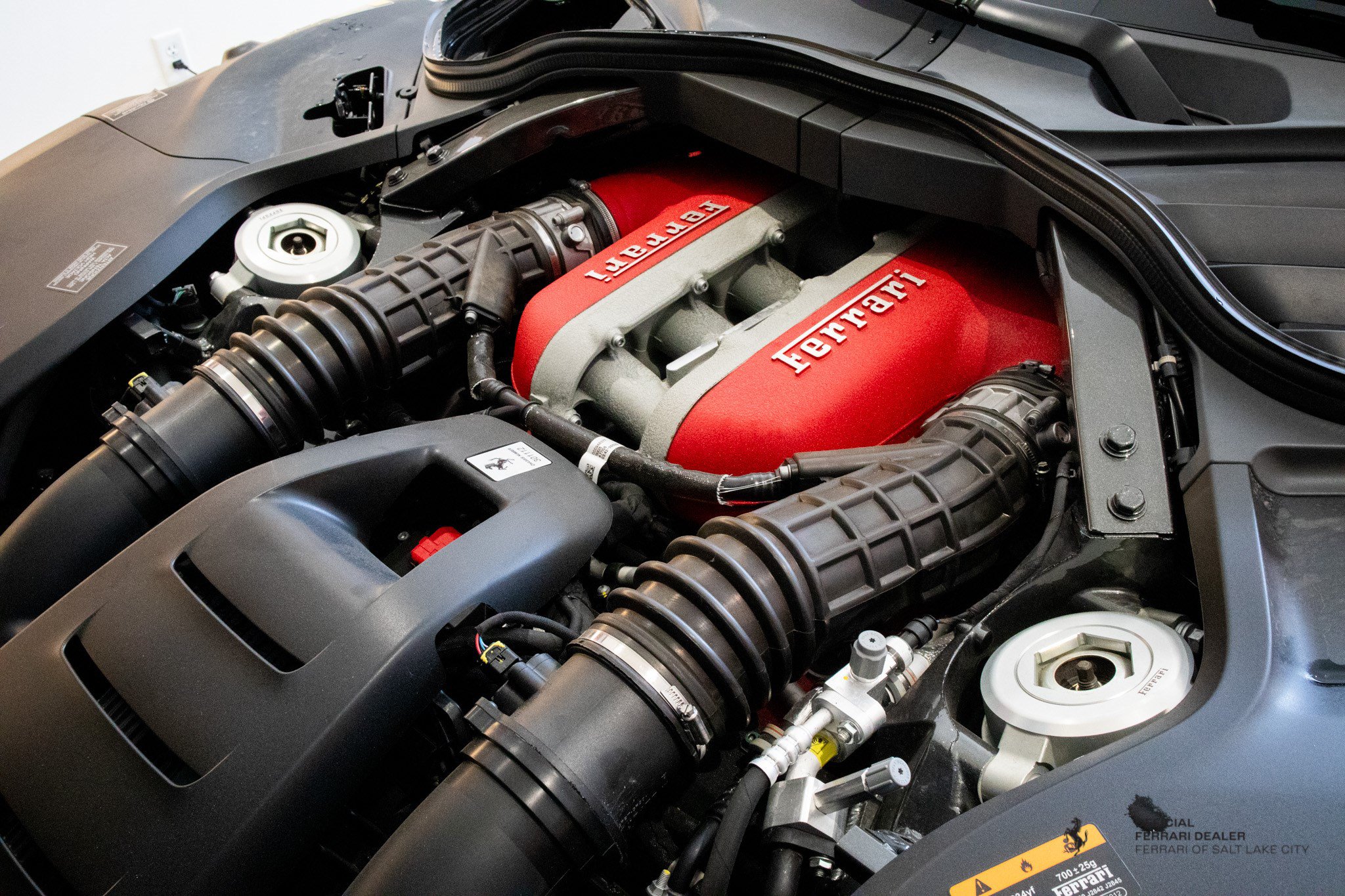 Used 2023 Ferrari Purosangue AWD/4WD image 10