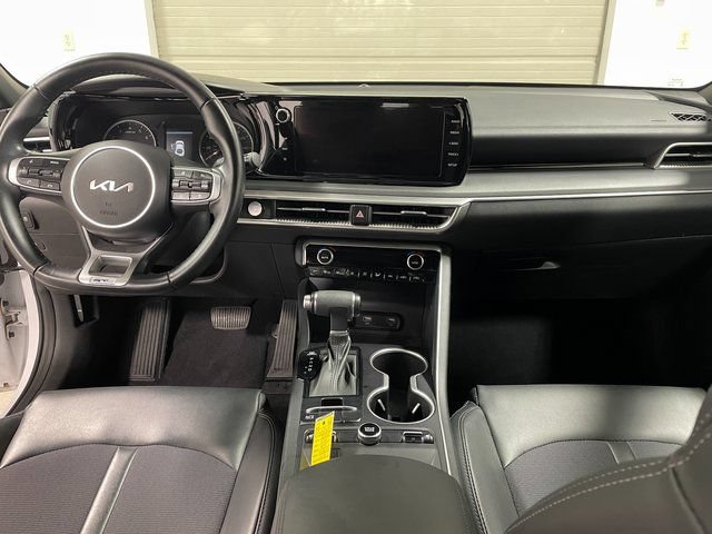 Used 2024 Kia K5 GT-Line w/ GT-Line Premium Package FWD image 13