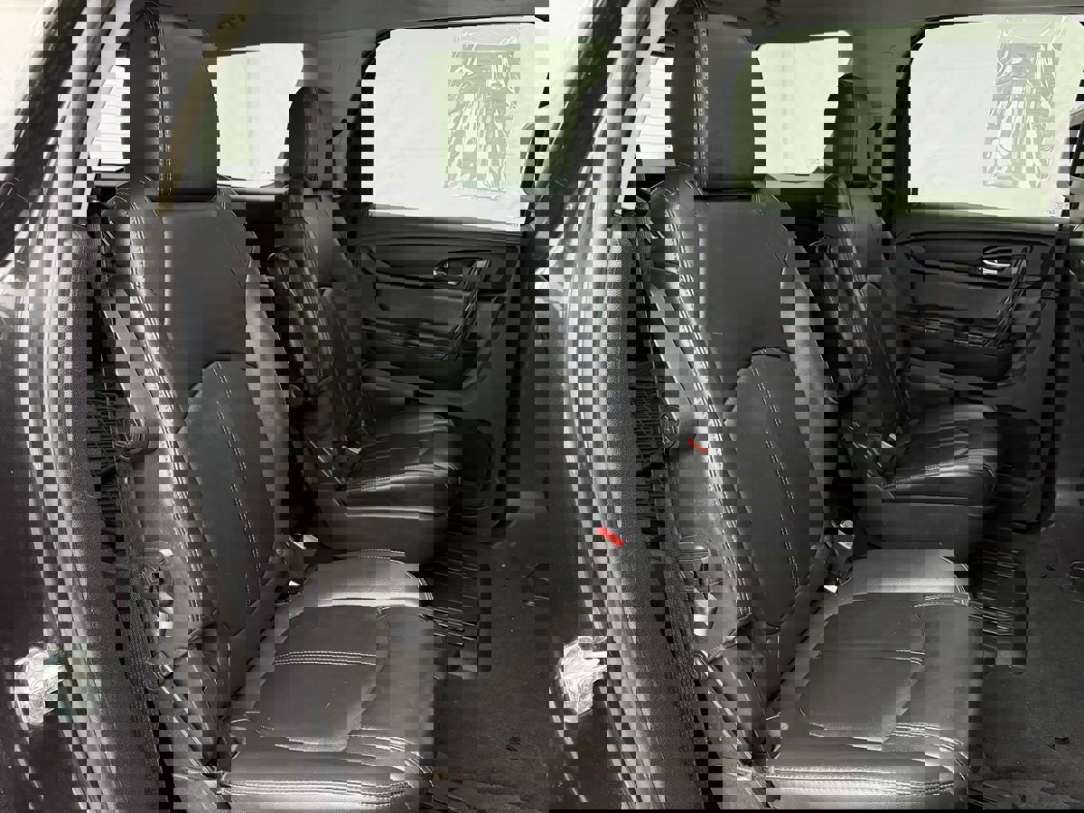 Used 2017 GMC Acadia Limited SLT image 31