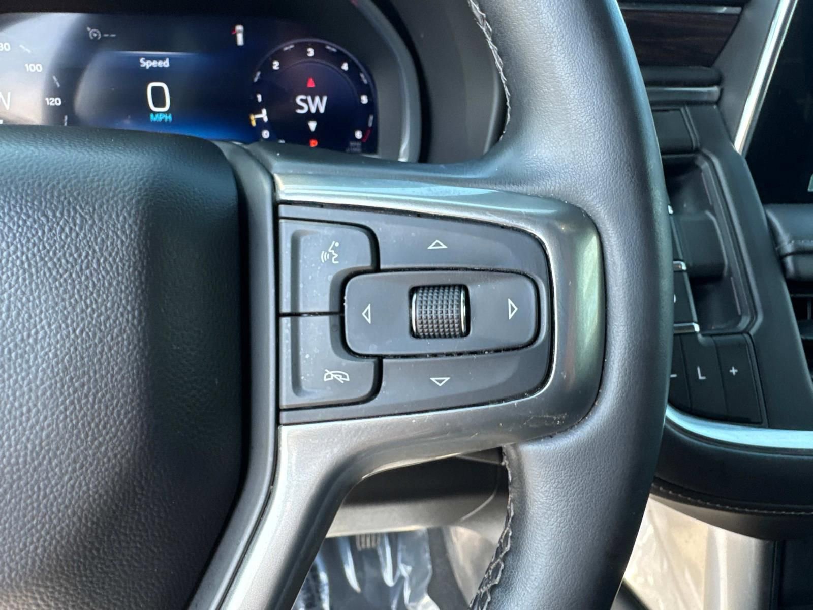 Used 2023 Chevrolet Tahoe LT image 24