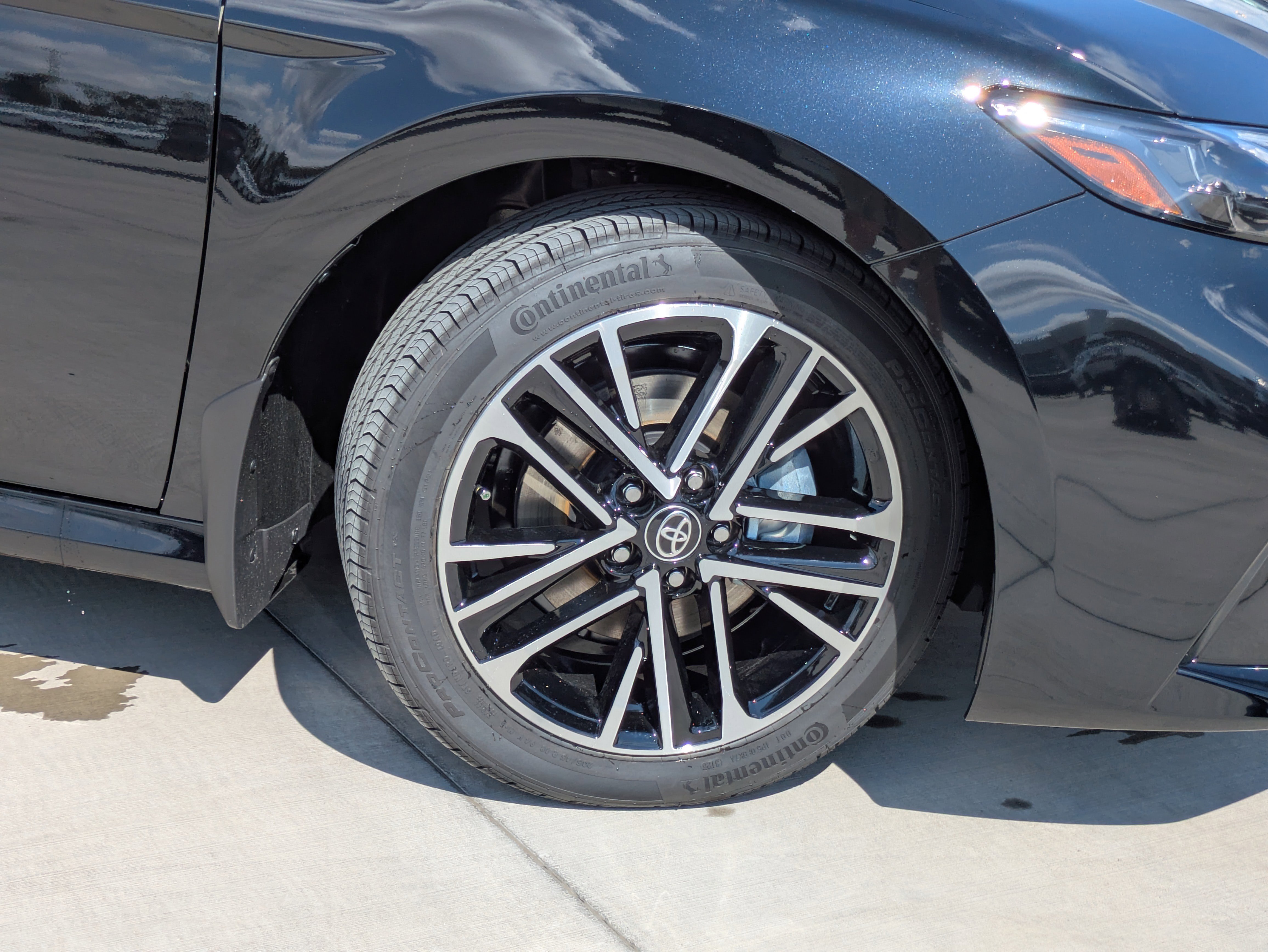 New 2026 Toyota Camry XLE image 9