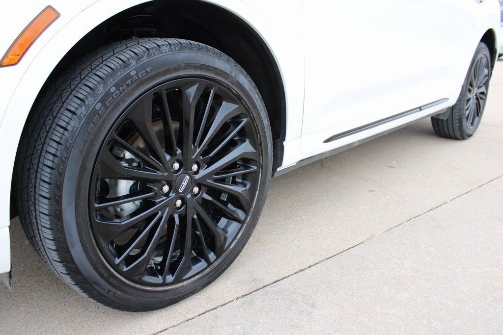 Used 2024 Lincoln Corsair Reserve w/ Equipment Group 201A image 10