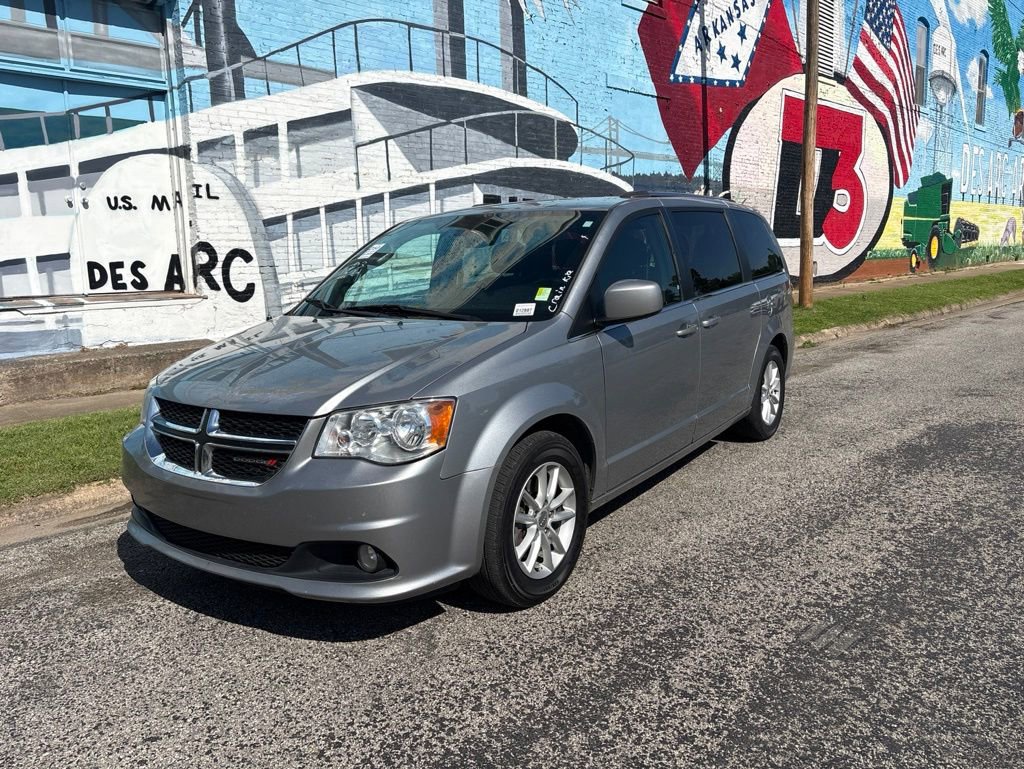 Used 2020 Dodge Grand Caravan SXT FWD image 2