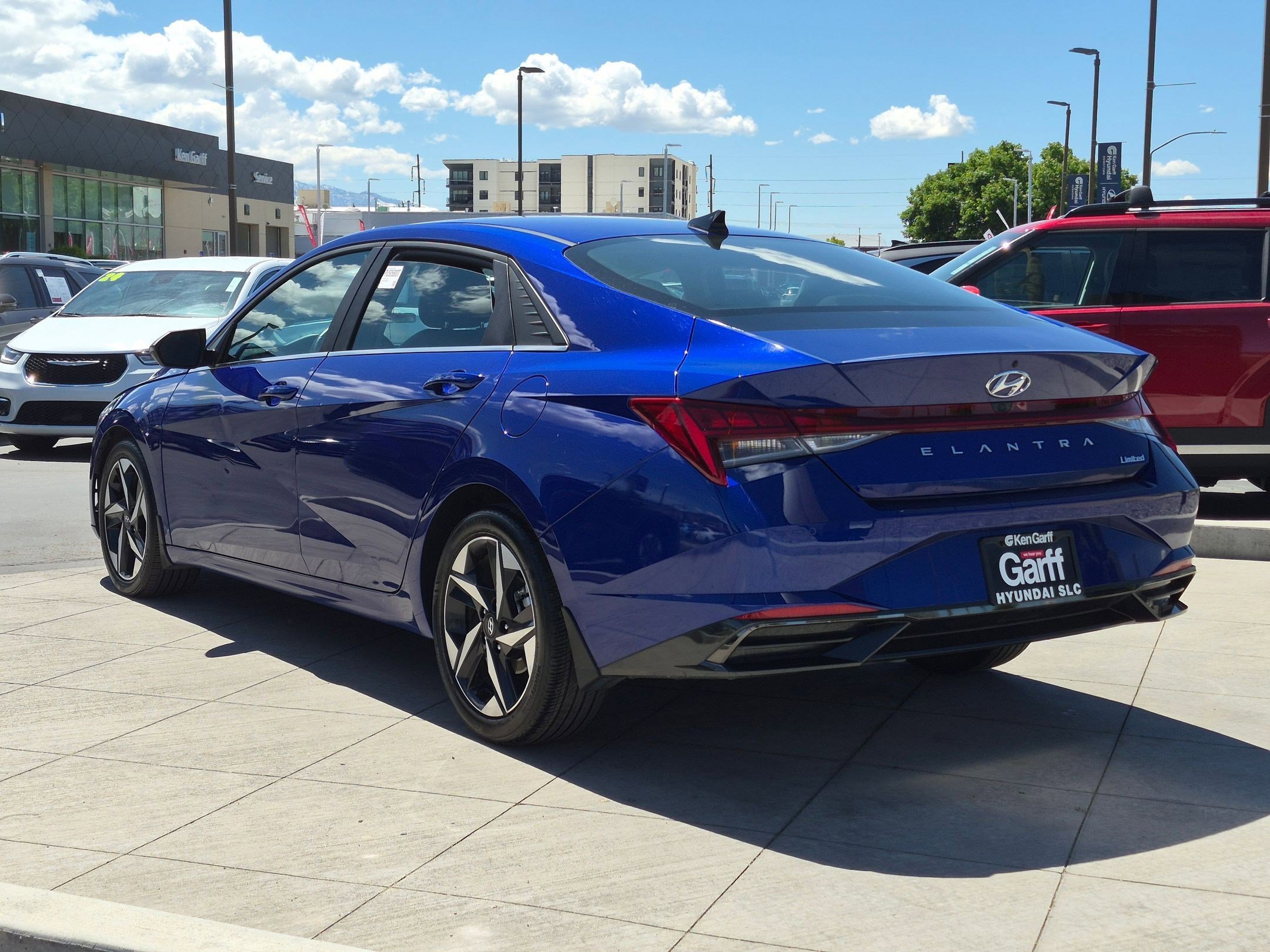 Certified 2023 Hyundai Elantra Limited FWD image 7