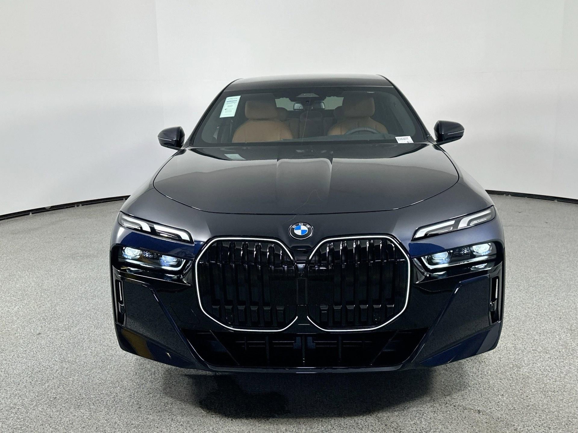 New 2025 BMW 740i xDrive w/ Premium Package image 2