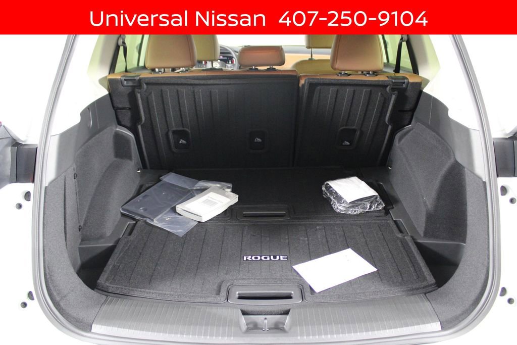 New 2026 Nissan Rogue Platinum w/ Platinum Premium Package AWD/4WD image 13