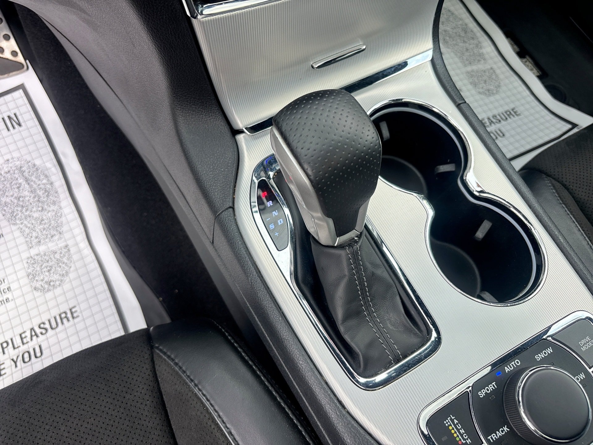 Used 2020 Jeep Grand Cherokee SRT AWD/4WD image 23