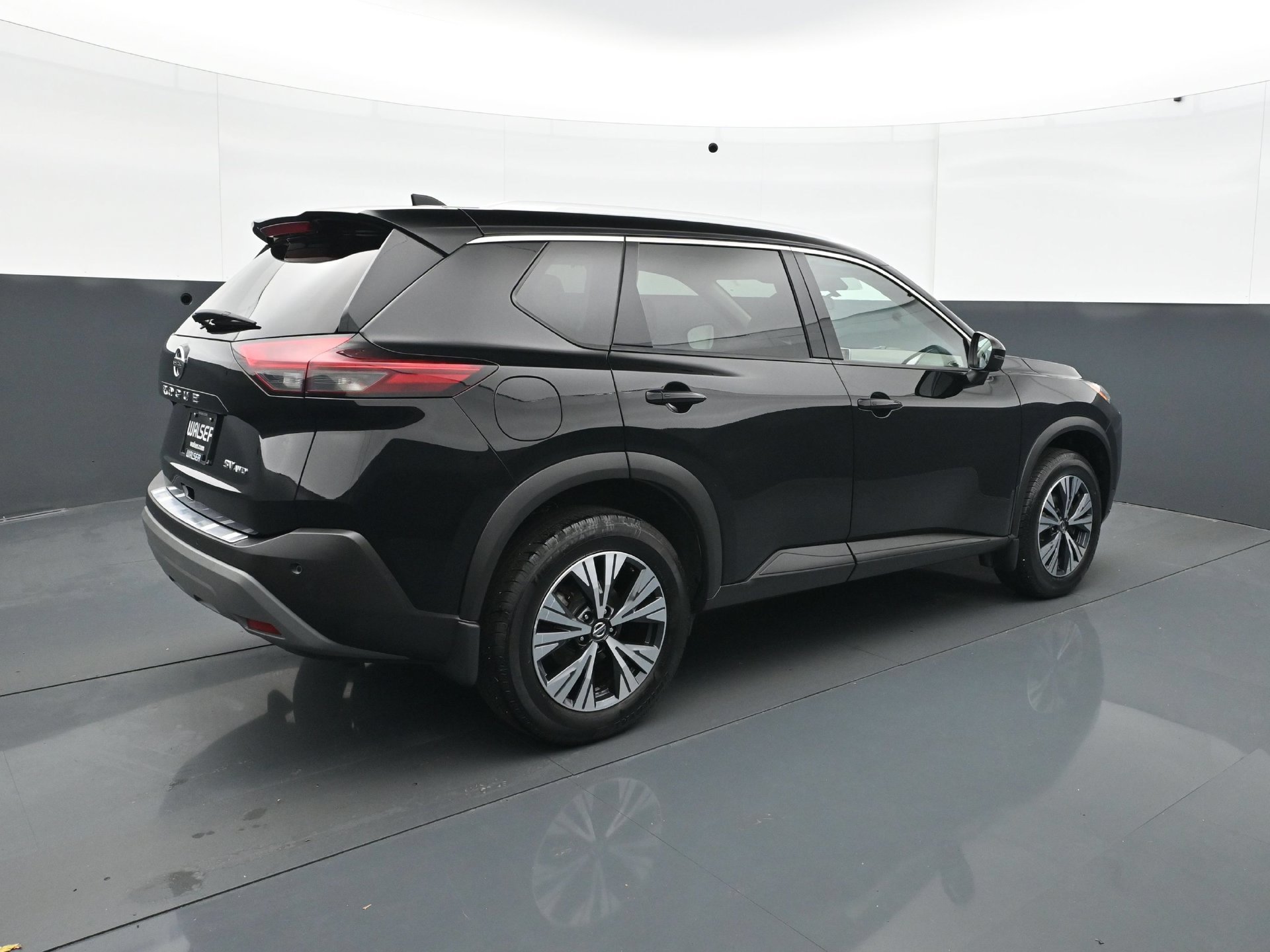 Used 2021 Nissan Rogue SV AWD/4WD image 7