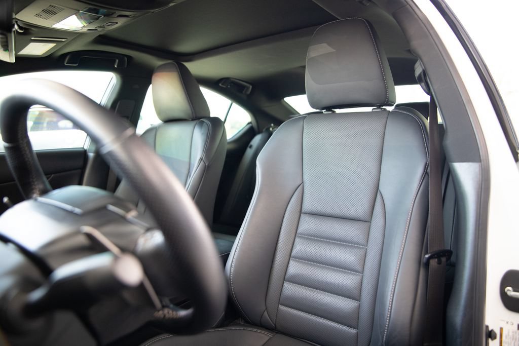 Used 2022 Lexus IS 350 F Sport w/ Navigation Package RWD image 14
