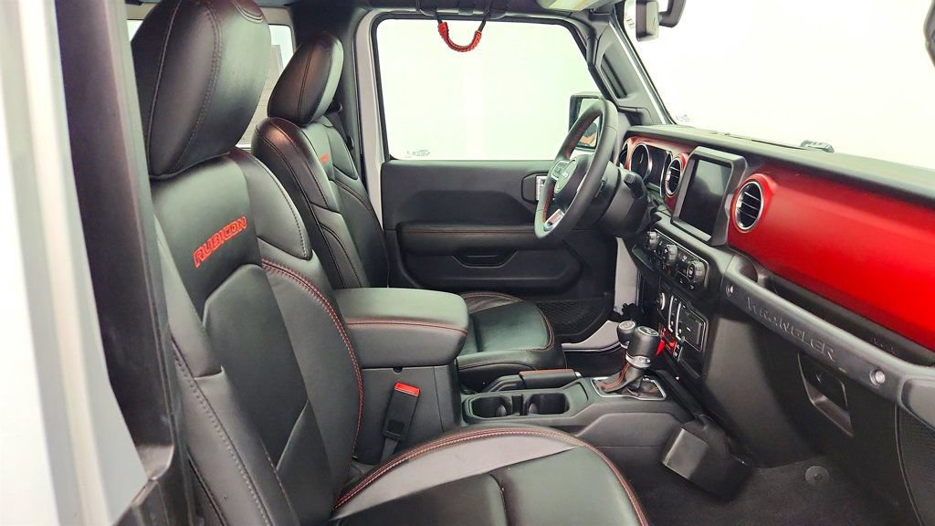 Used 2023 Jeep Wrangler Rubicon AWD/4WD image 23