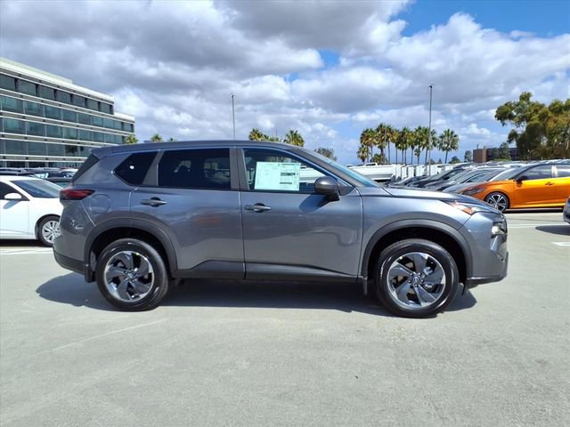 New 2026 Nissan Rogue SV w/ Cold Weather Package image 4