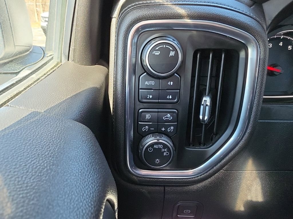 Certified 2019 Chevrolet Silverado 1500 RST AWD/4WD image 12