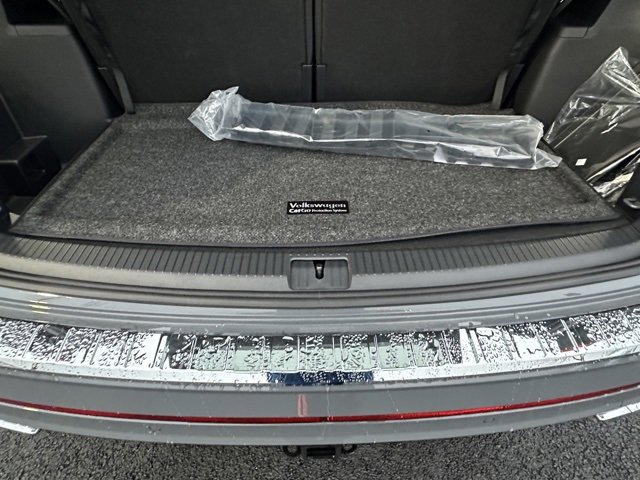 New 2026 Volkswagen Atlas SEL Premium R-Line image 17