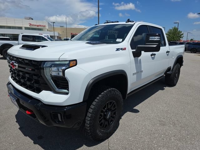 Used 2025 Chevrolet Silverado 2500 ZR2 w/ Technology Package