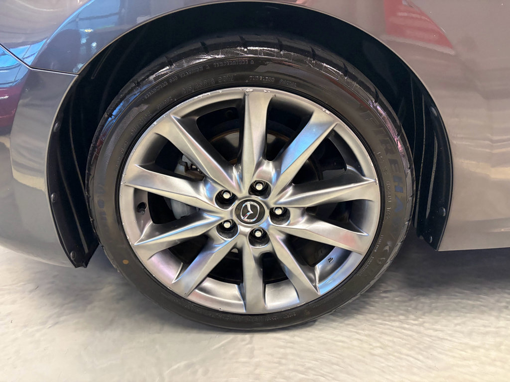 Used 2018 MAZDA MAZDA3 Grand Touring w/ Premium Equipment Package image 25