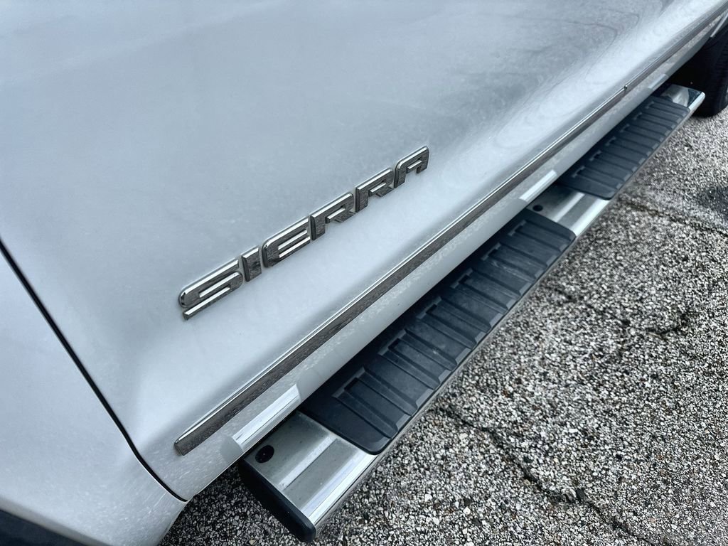 Used 2018 GMC Sierra 1500 SLT AWD/4WD image 5