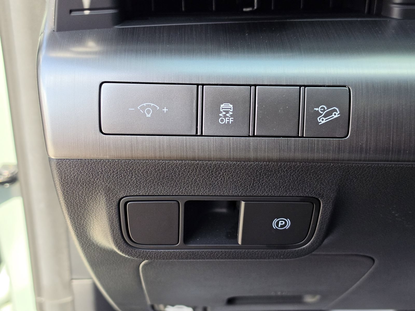 Used 2025 Hyundai Kona SEL FWD image 29