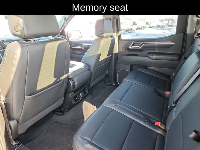 Used 2025 GMC Sierra 1500 SLT image 29