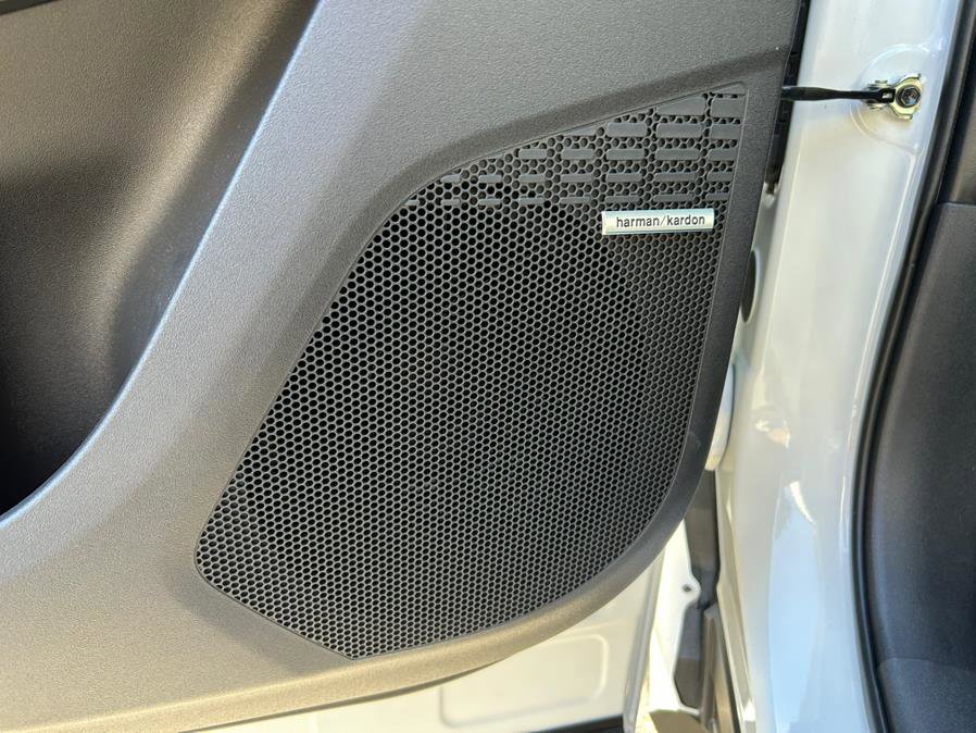 Used 2023 Subaru Solterra AWD image 13