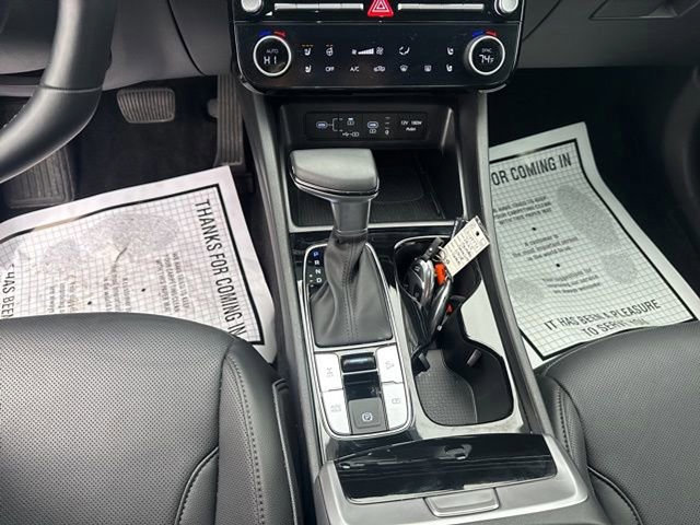 Certified 2025 Hyundai Santa Cruz Limited image 17