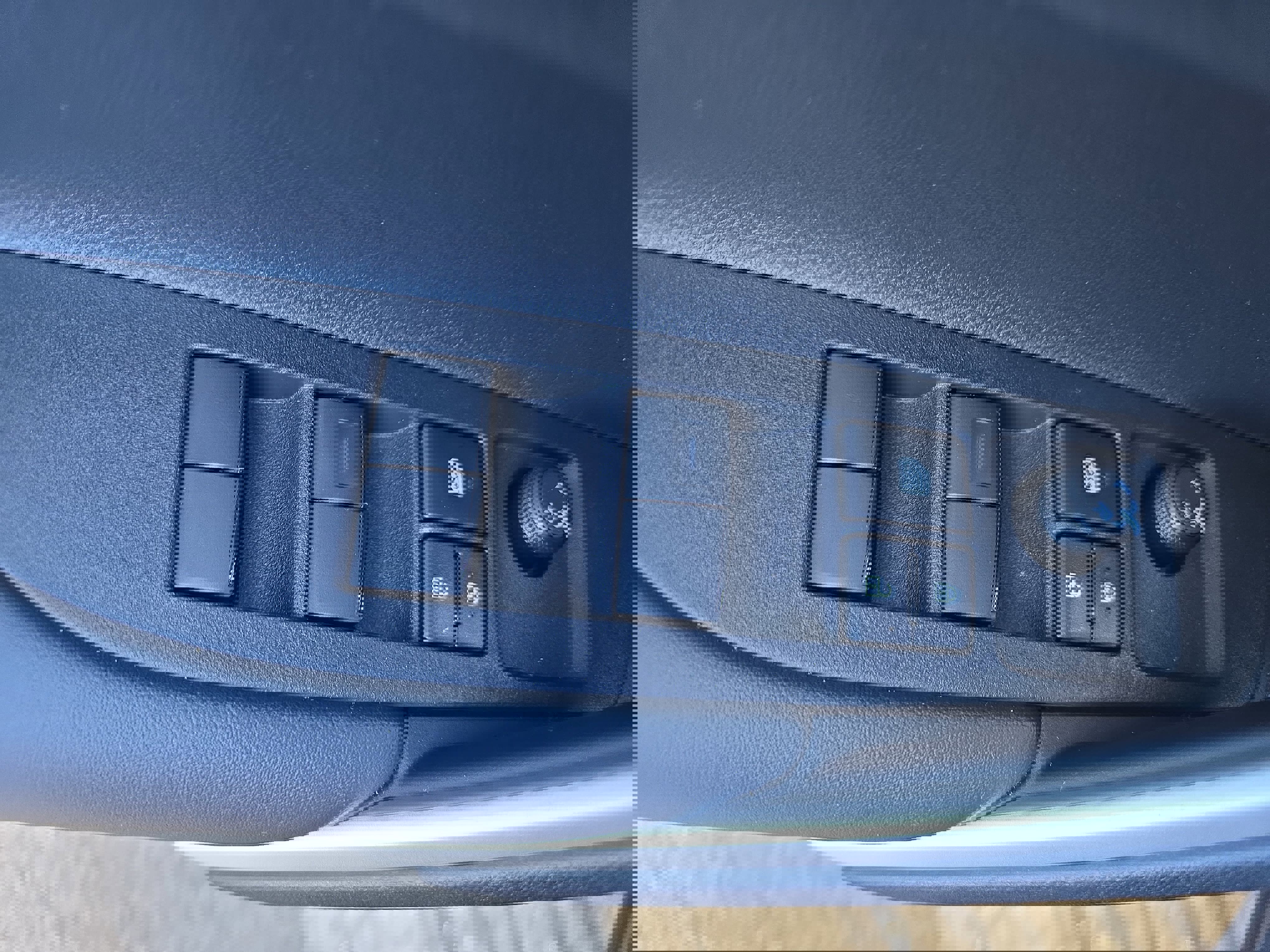 Used 2025 Toyota Corolla Cross AWD Hybrid image 29