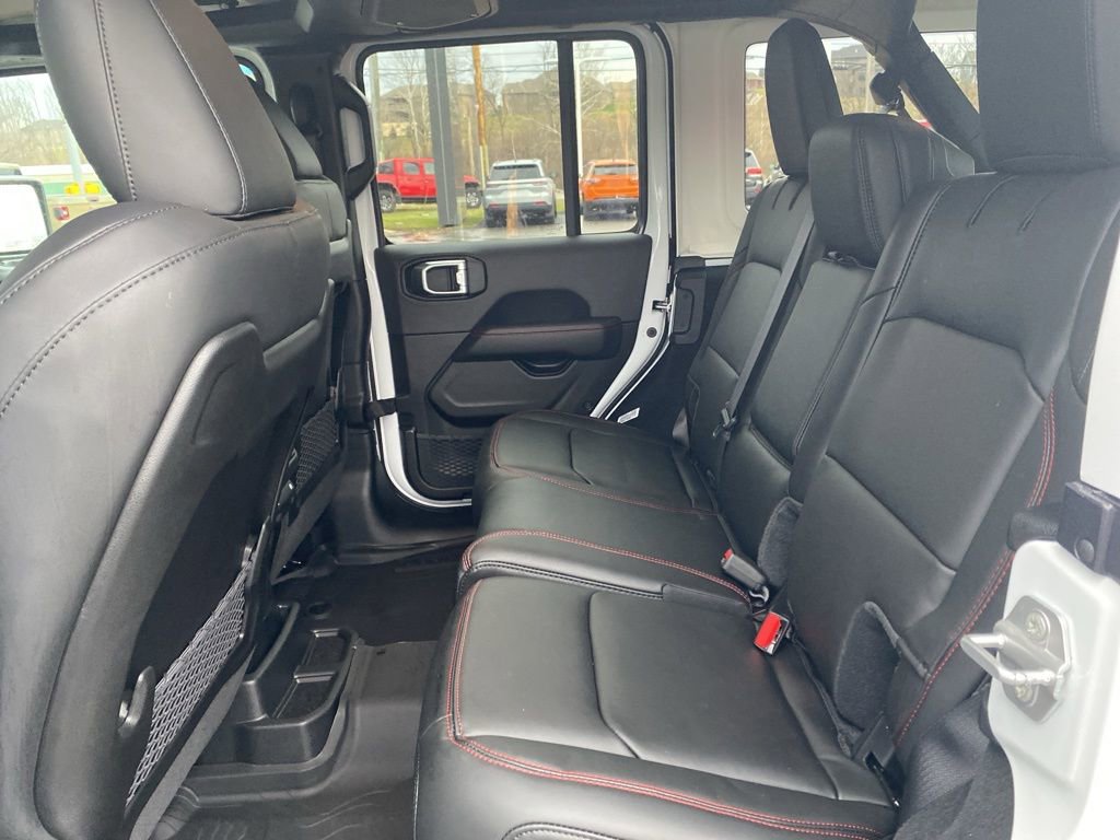 New 2026 Jeep Wrangler Unlimited Rubicon w/ Technology Group image 21