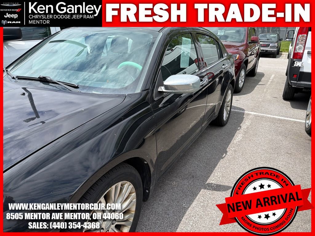 Used 2012 Chrysler 200 Limited FWD image 7