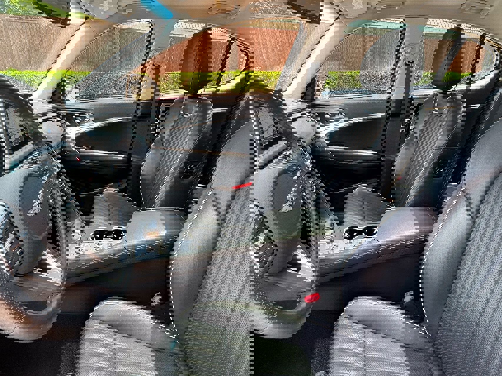 Used 2020 Genesis G70 3.3T w/ Elite Package image 22