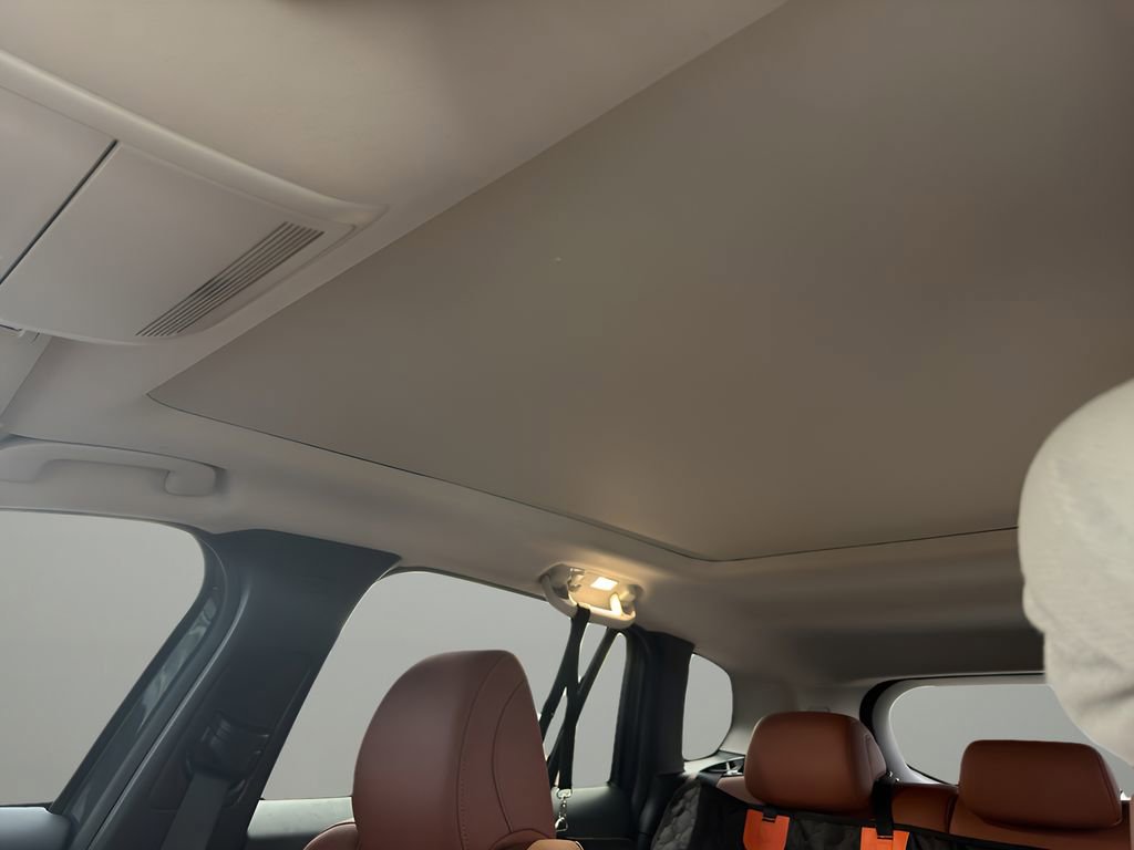 Used 2024 MAZDA CX-50 AWD 2.5 Turbo w/ Weather Package image 3